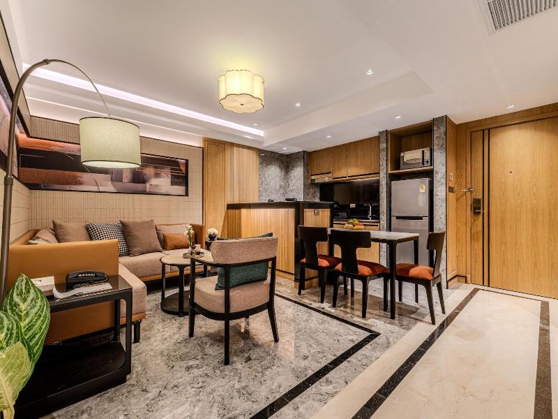 Samala Suites Bangkok Sukhumvit image