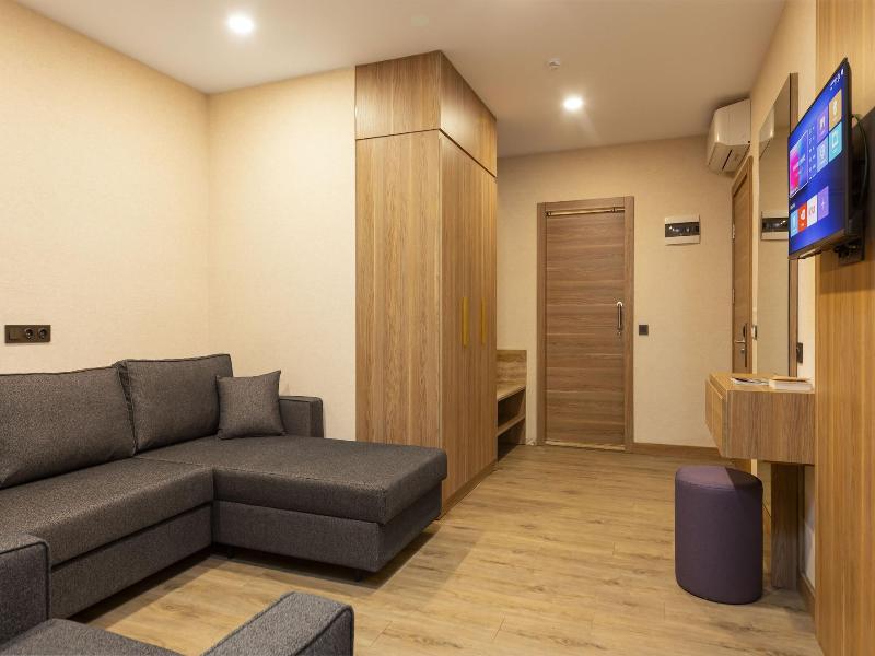 Ema Houses image