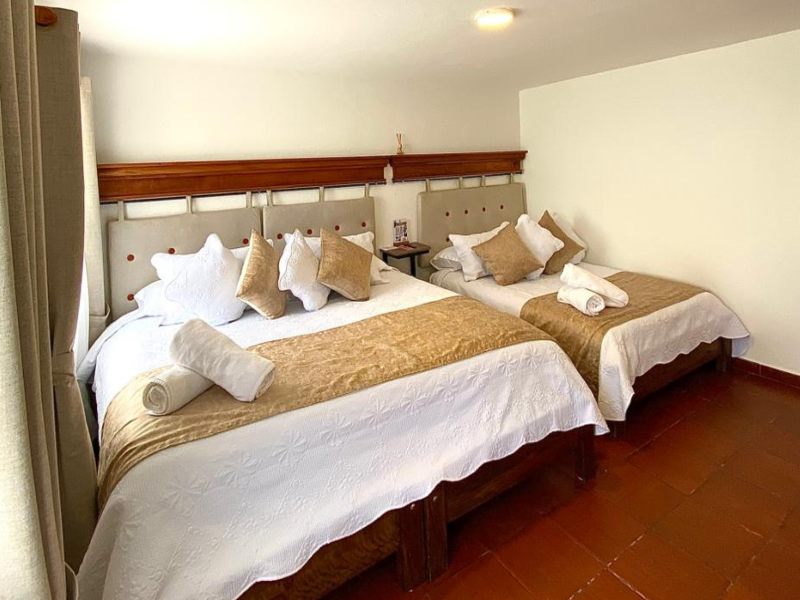 Hotel Calle Real image