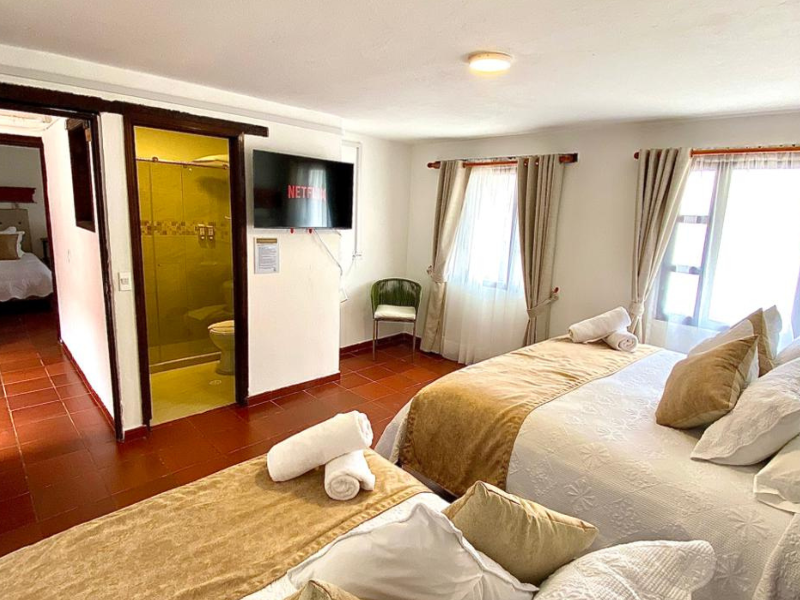 Hotel Calle Real image
