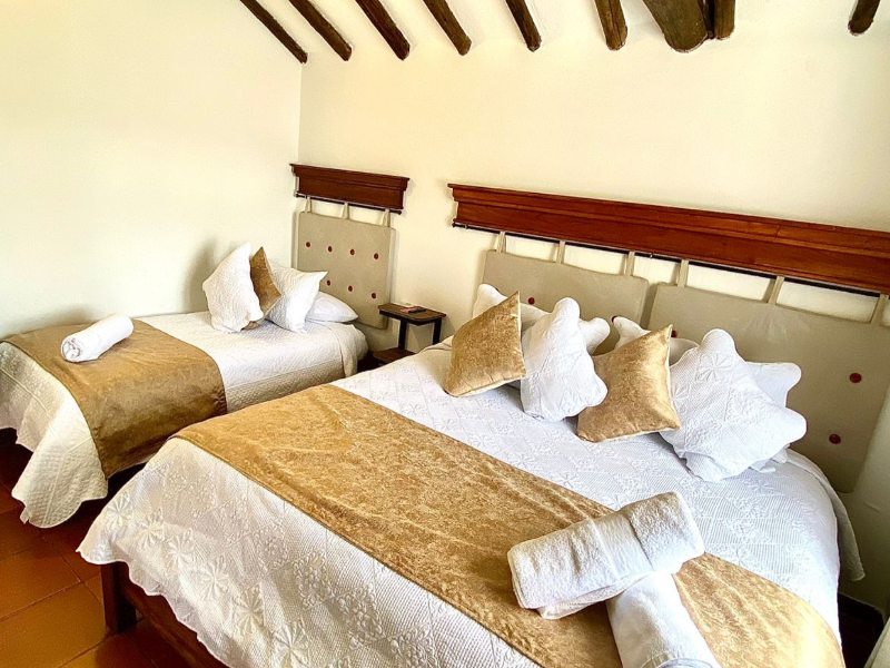 Hotel Calle Real image
