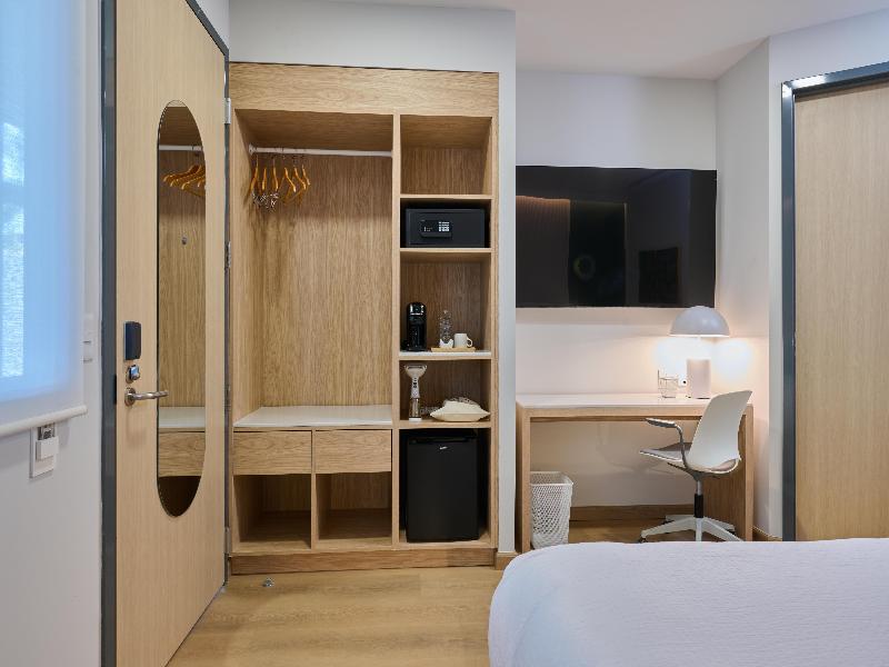 WorldHotels Guadalajara Zona Andares image