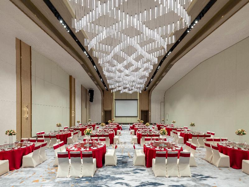 Hualuxe Zhongshan City Center image