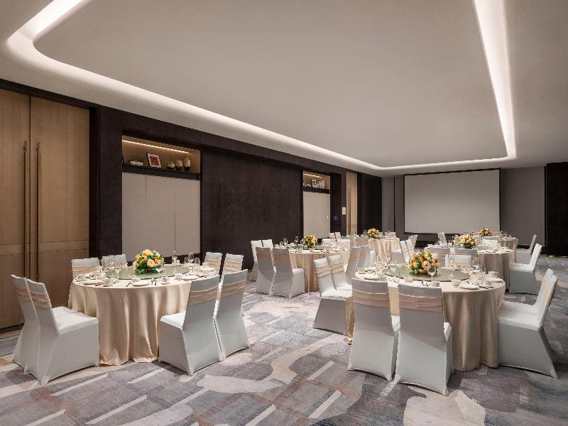 Hualuxe Zhongshan City Center image