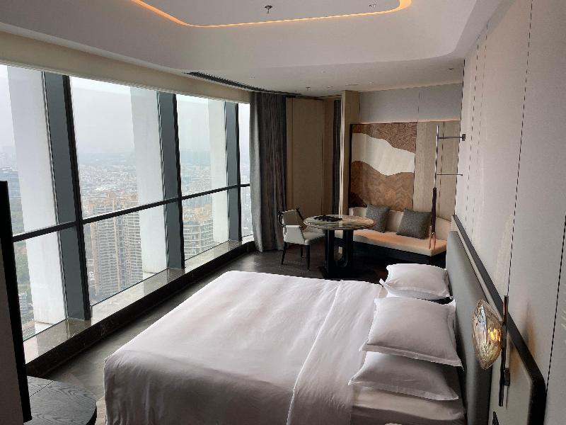 Hualuxe Zhongshan City Center image
