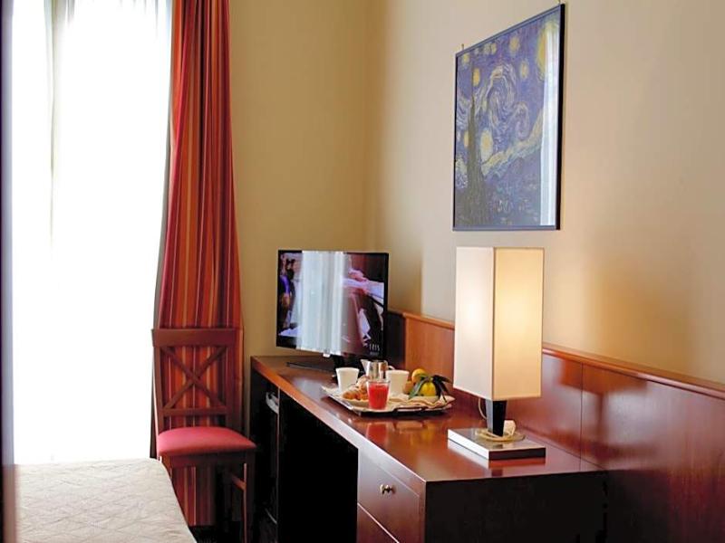 Sarzana Park Hotel image