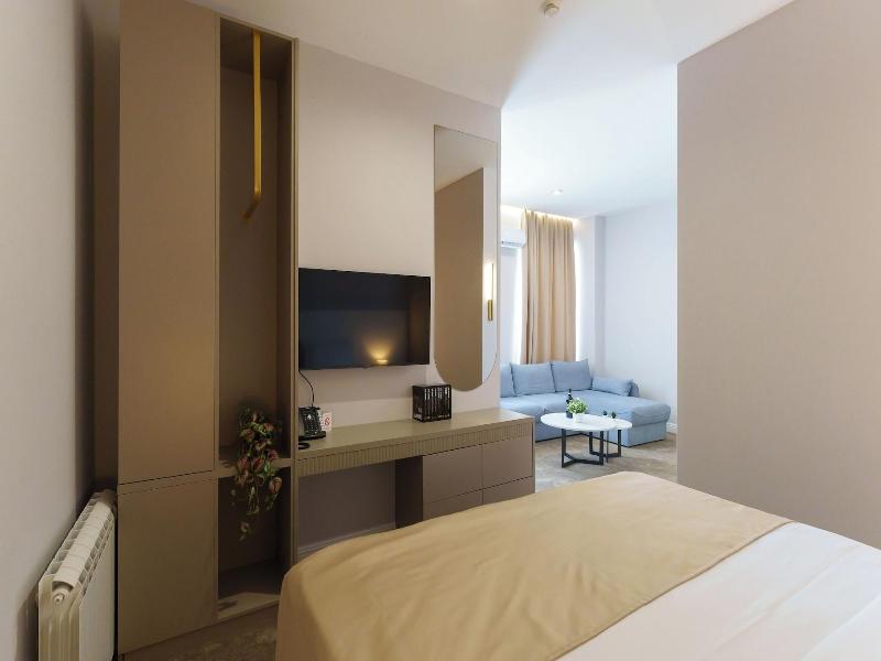 Move In Apartments - Aparthotel Belgrade image