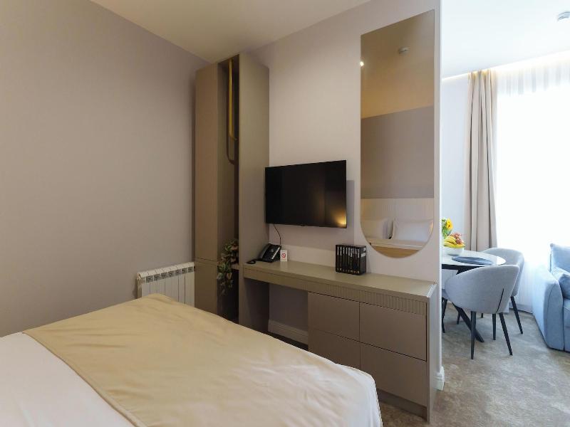 Move In Apartments - Aparthotel Belgrade image