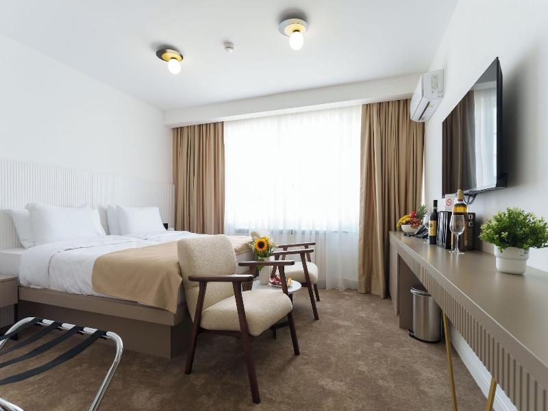 Move In Apartments - Aparthotel Belgrade image