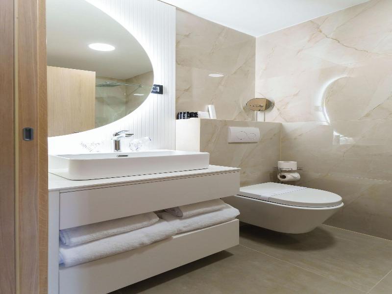 Move In Apartments - Aparthotel Belgrade image