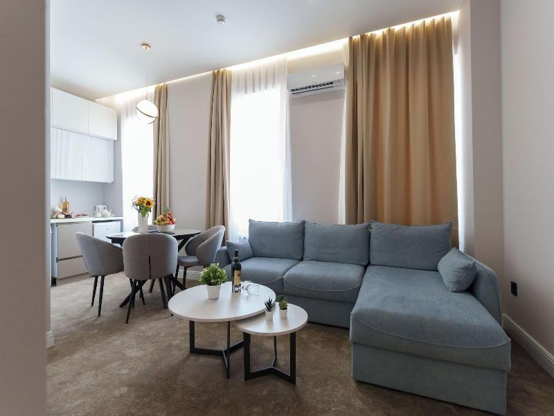 Move In Apartments - Aparthotel Belgrade image