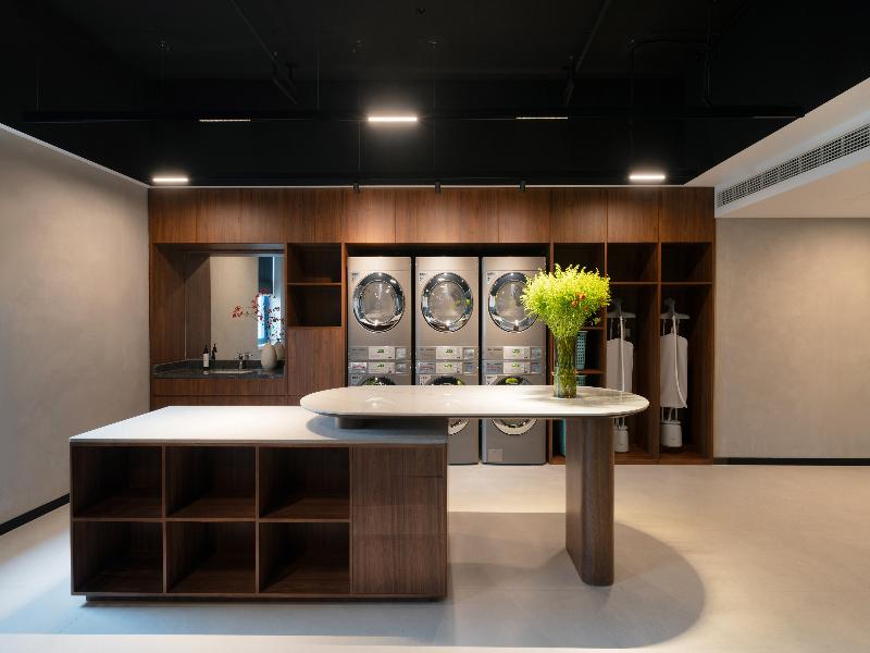 SSAW Boutique Hotel Hangzhou East Railway Station image