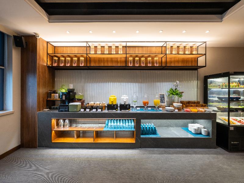 SSAW Boutique Hotel Hangzhou East Railway Station image