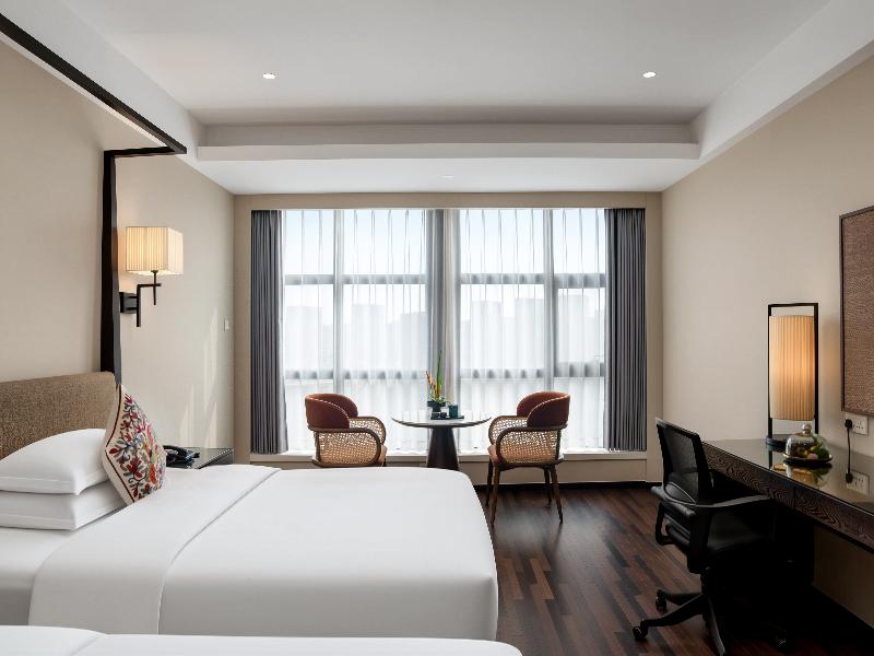SSAW Boutique Hotel Hangzhou East Railway Station image