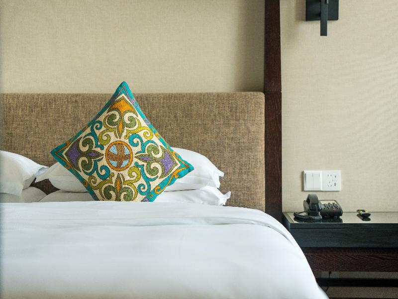 SSAW Boutique Hotel Hangzhou East Railway Station image