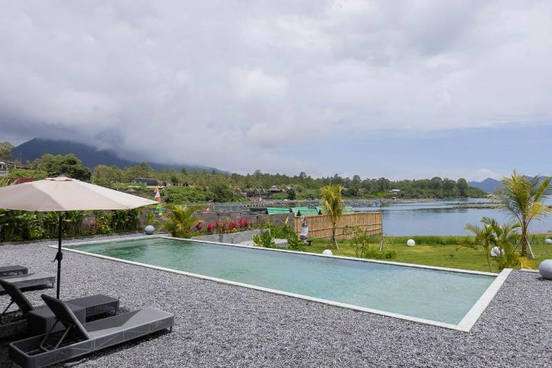 Tribhuwana Padma Resort