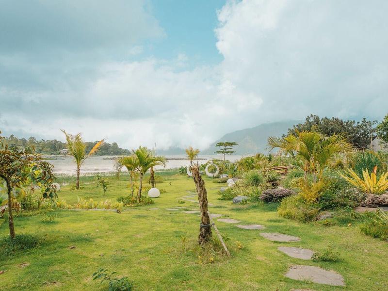 Tribhuwana Padma Resort image