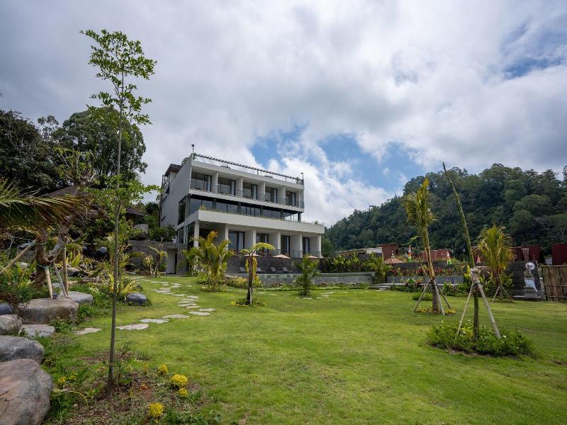 Tribhuwana Padma Resort image