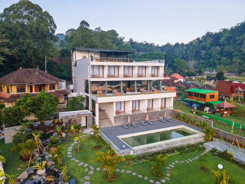 Tribhuwana Padma Resort image