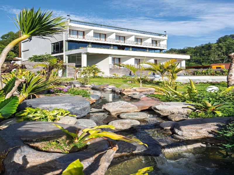 Tribhuwana Padma Resort image