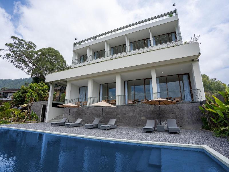 Tribhuwana Padma Resort image
