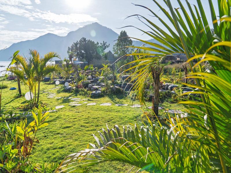 Tribhuwana Padma Resort image