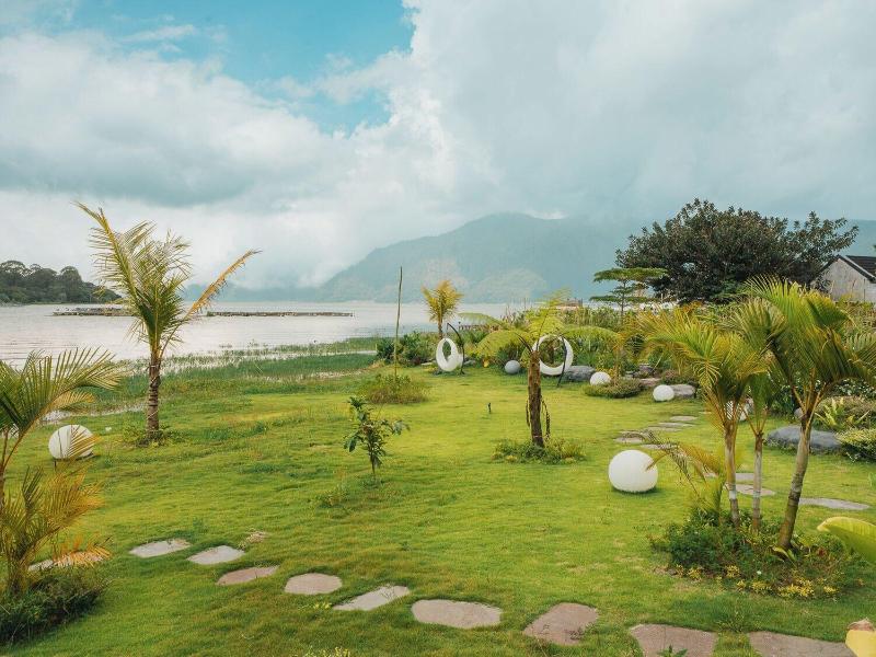 Tribhuwana Padma Resort image