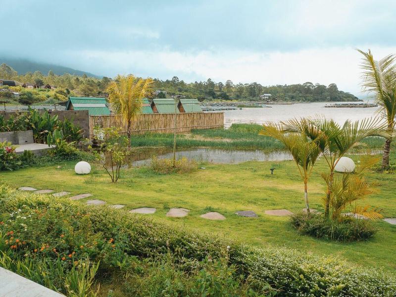 Tribhuwana Padma Resort image