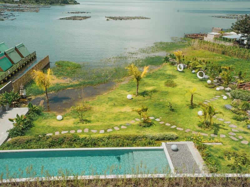 Tribhuwana Padma Resort image