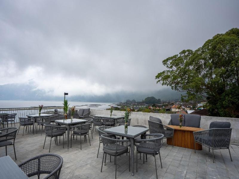 Tribhuwana Padma Resort image
