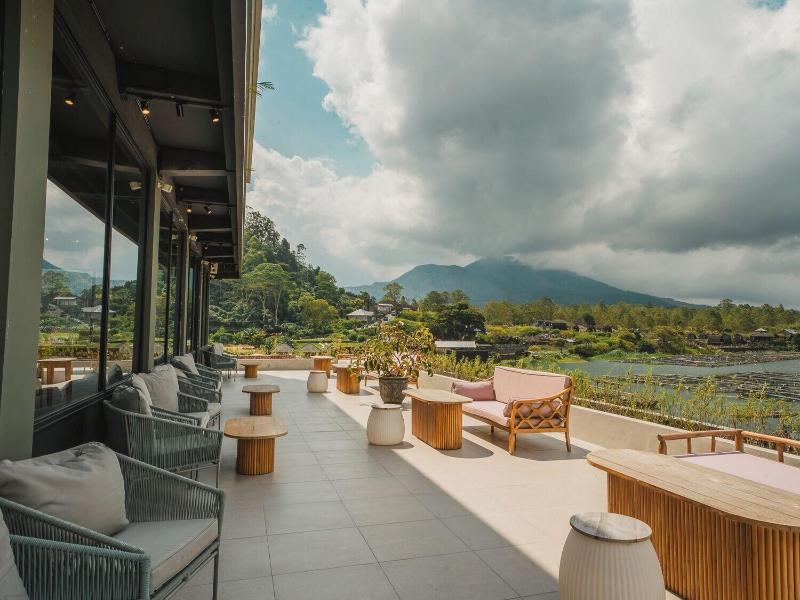 Tribhuwana Padma Resort image