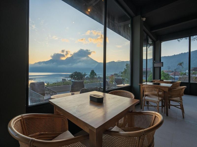 Tribhuwana Padma Resort image