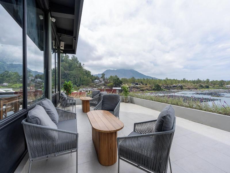 Tribhuwana Padma Resort image