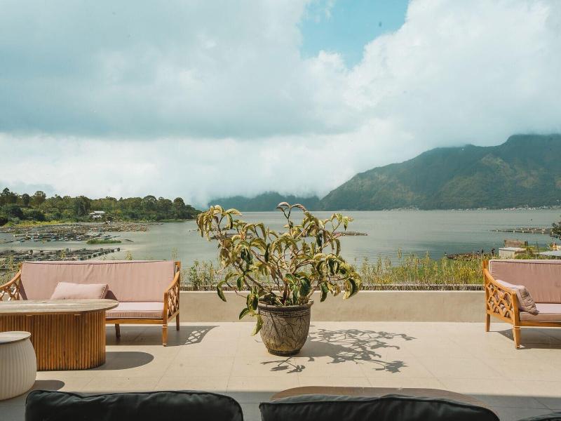 Tribhuwana Padma Resort image