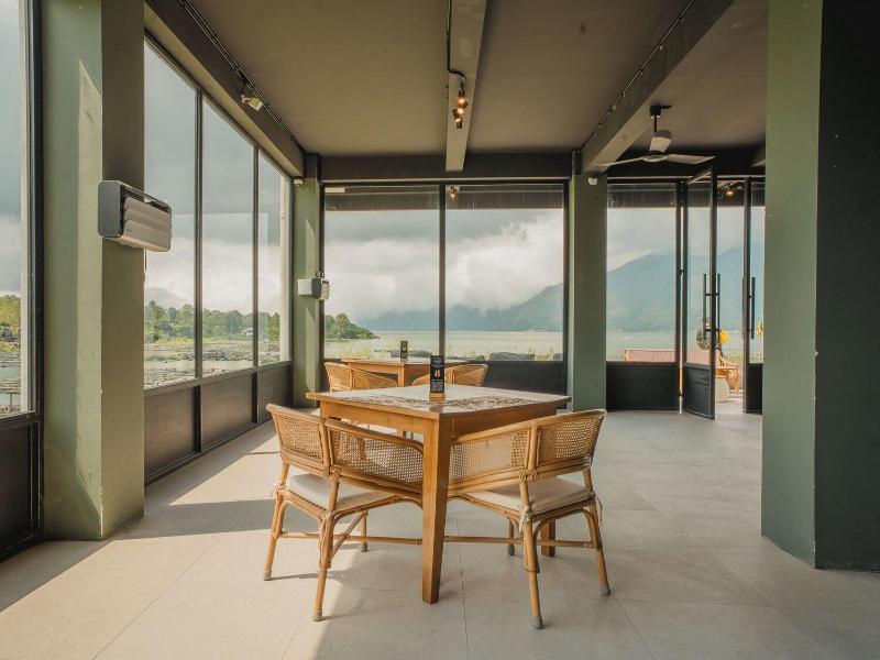 Tribhuwana Padma Resort image
