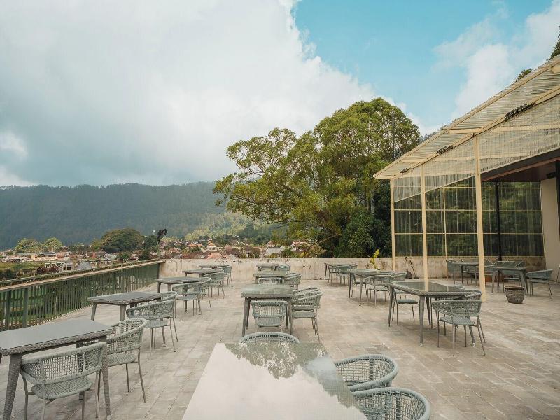 Tribhuwana Padma Resort image