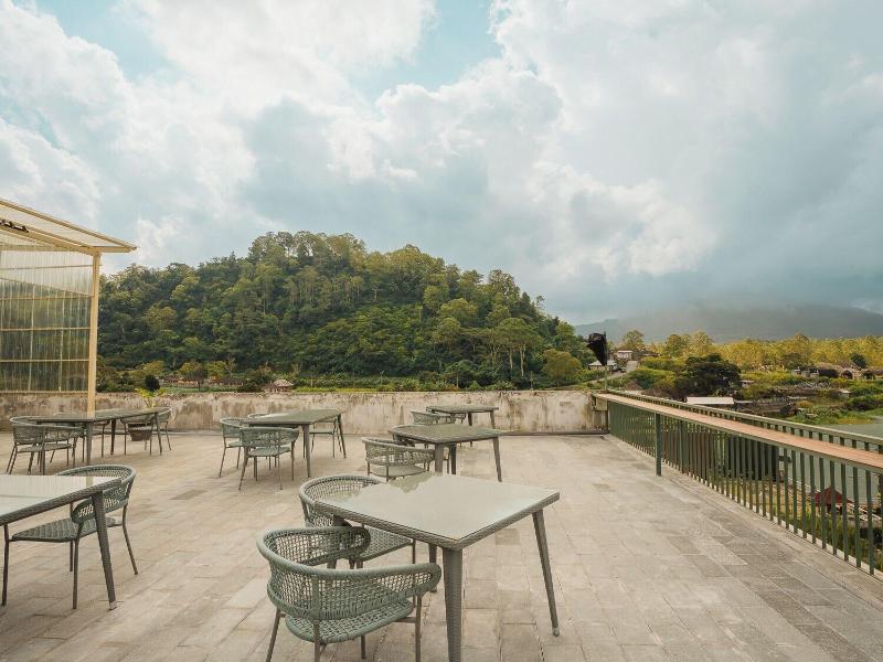 Tribhuwana Padma Resort image