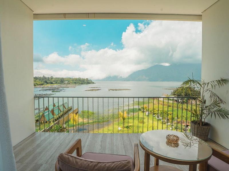 Tribhuwana Padma Resort image