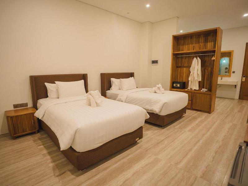 Tribhuwana Padma Resort image