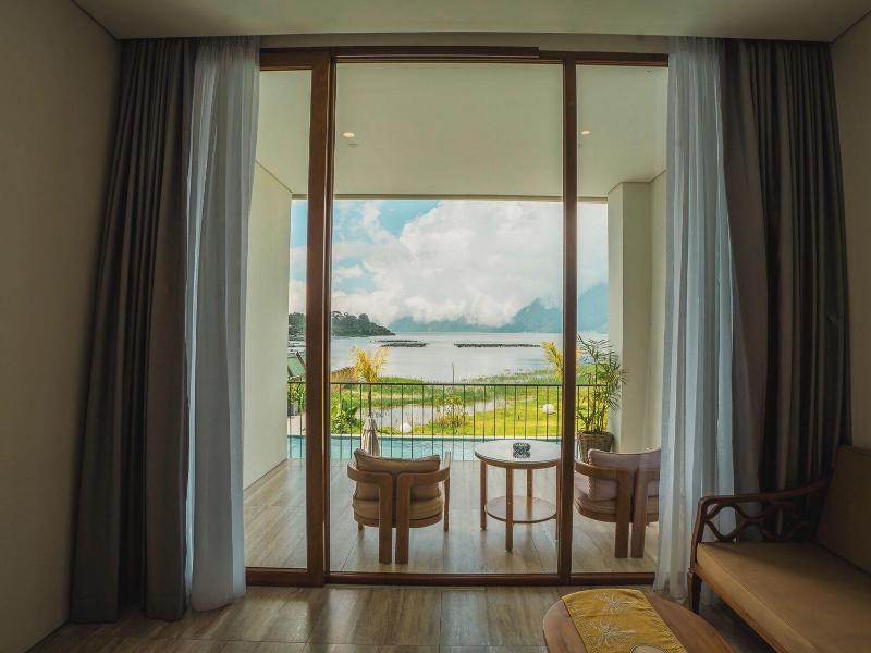 Tribhuwana Padma Resort image