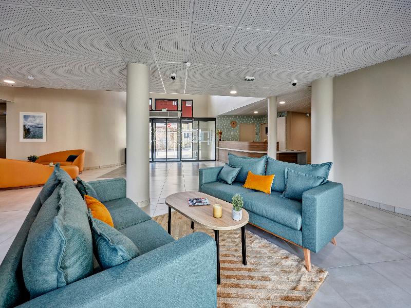Quality Suites Cherbourg image