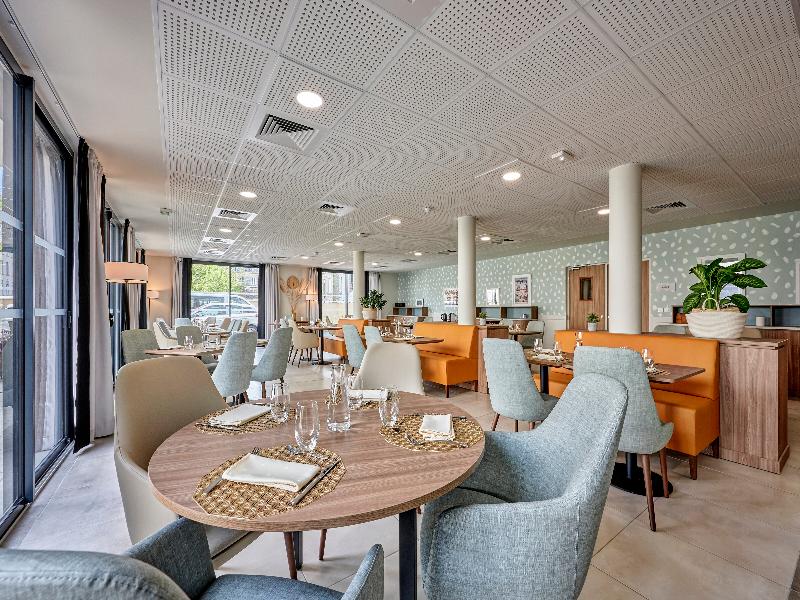 Quality Suites Cherbourg image