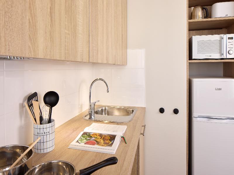 Quality Suites Cherbourg image