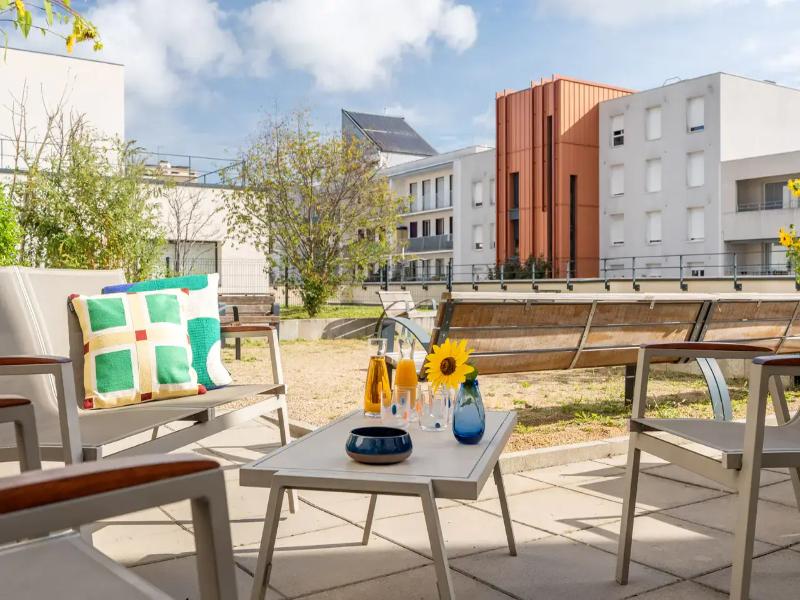Quality Suites Bourgoin-jallieu image