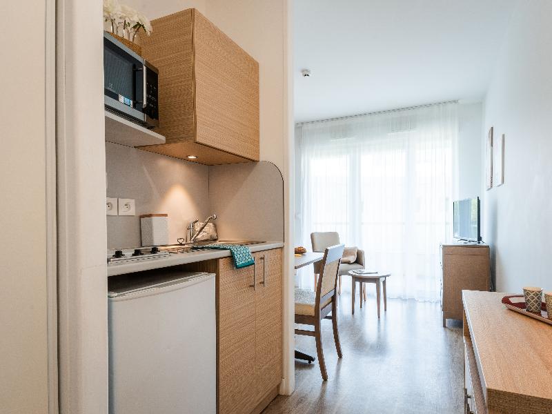 Quality Suites Clermont-ferrand Stadium image