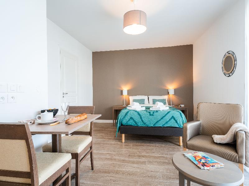 Quality Suites Clermont-ferrand Stadium image