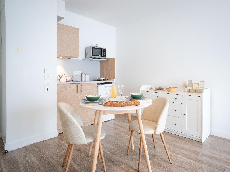 Quality Suites Clermont-ferrand Stadium image