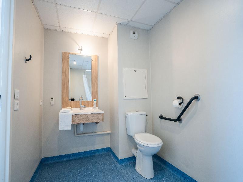 Quality Suites Clermont-ferrand Stadium image