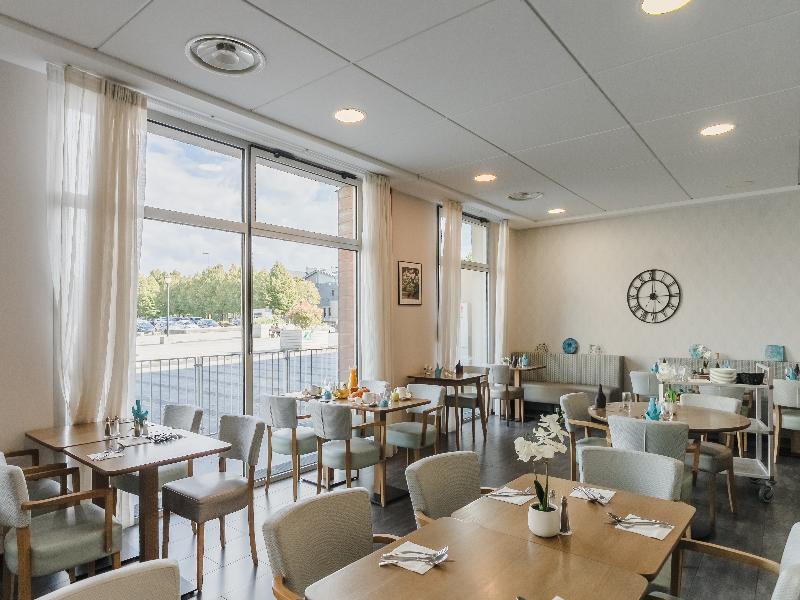 Quality Suites Dinan image