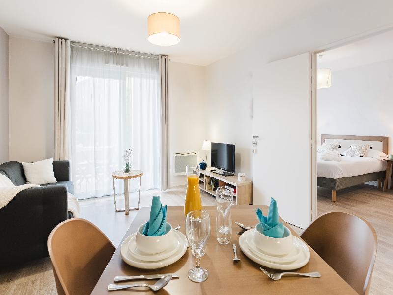 Quality Suites Dinan image